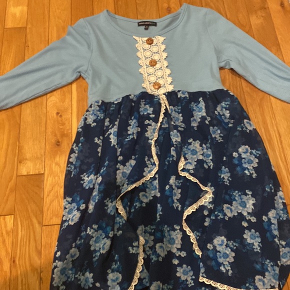 Size 10 girls Sequin Hearts dress - Picture 2 of 4